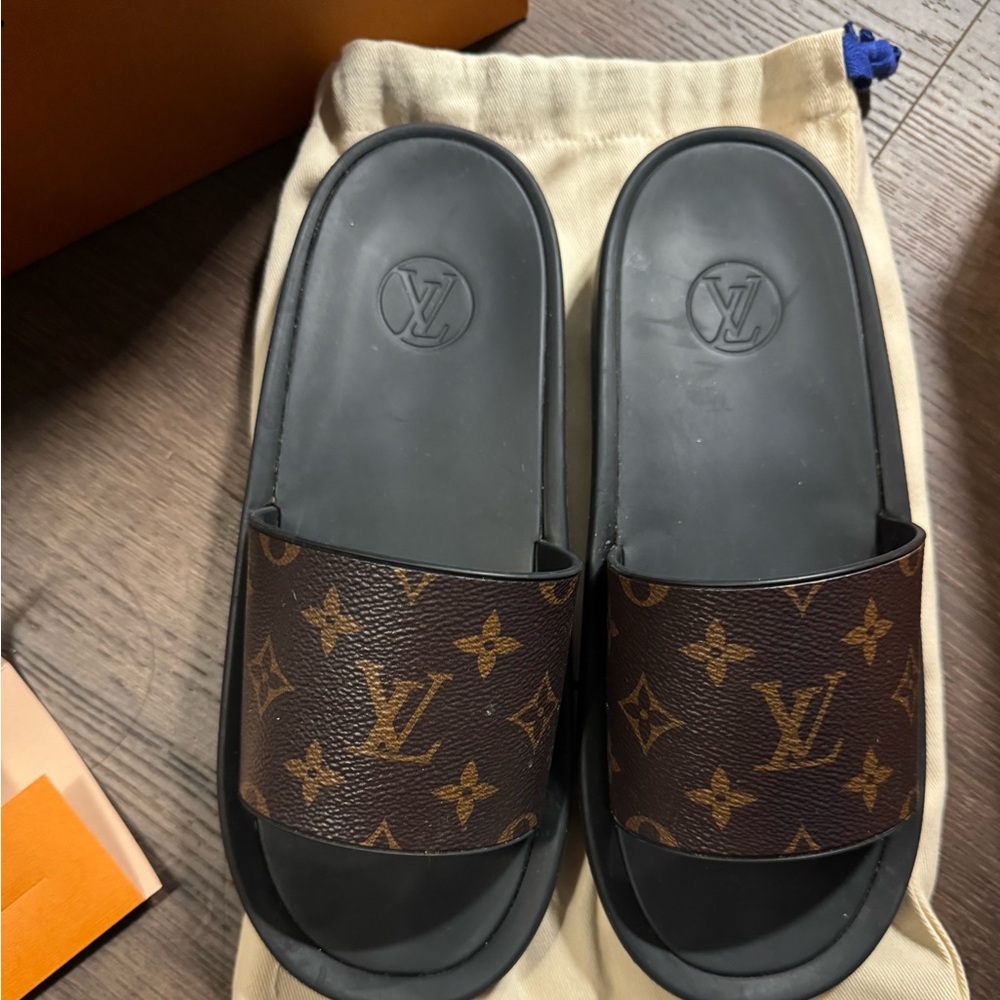 Louis Vuitton Sunbath Flat Mule